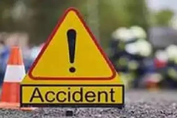 பராவூர்தி வானுடன் மோதிய இருவர் உயிரிழப்பு