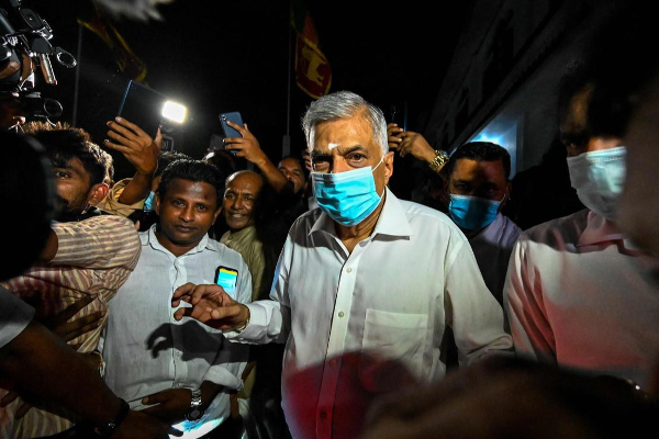 பொதுஜன பெரமுனவின் நாடாளுமன்ற உறுப்பினர்களுக்கு ஜனாதிபதி வழங்கியுள்ள உறுதிமொழி | President S Pledge To Mps Of Slpp