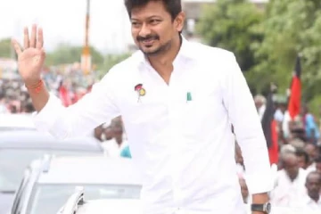 பாரீஸ் ஒலிம்பிக் போட்டியை காண பிரான்ஸ் சென்றார் அமைச்சர் உதயநிதி