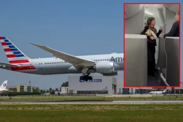 விமானி அறைக்குள் நுழைய முயன்ற பெண் பயணிக்கு அடி, உதை