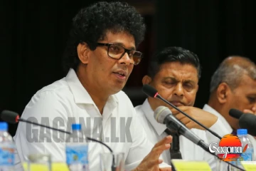 වත්කම් නොදුන්නාම නීතියෙන් බැඳෙන්න වෙනවා - වසන්ත මතක් කරලම දෙයි