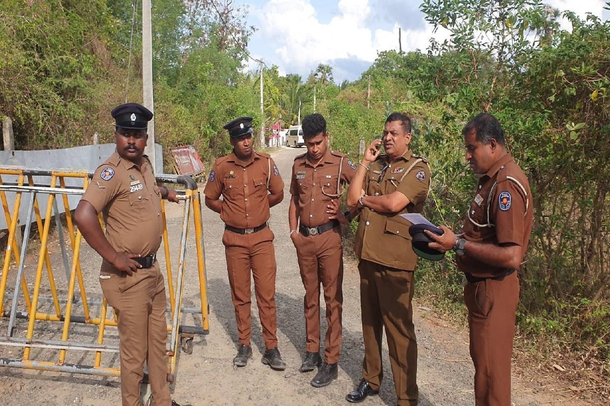 யாழ் தையிட்டி விகாரைக்கு முன்பாக பதற்ற நிலை ; பொலிஸாரின் நிபந்தனையால் முரண்பாடு | Tension Reported In Front Of Thayiddy Temple Site