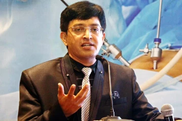 தமிழகத்தில் மீண்டும் ஊரடங்கா? - சுகாதாரத்துறை செயலாளர் ராதாகிருஷ்ணன் விளக்கம்..!