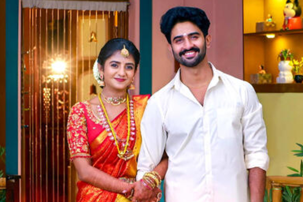 மருமகள் சீரியல் நடிகர்கள், நடிகைகளின் உண்மையான வயது விவரம்.. இதோ | Marumagal Serial Actors Actresses Real Age