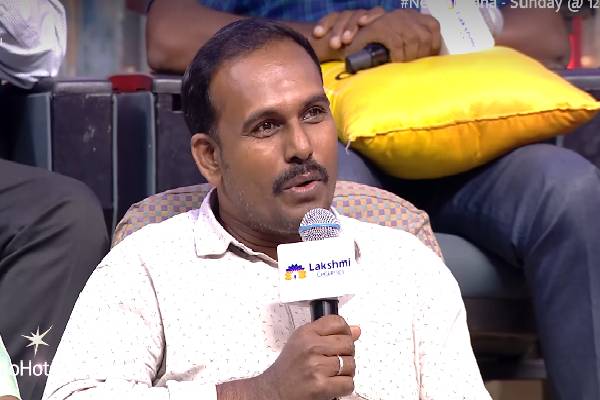 மனைவியை படிக்க வைக்கறதுக்கு 18 வருடம் சமையல் செய்றாரு! உண்மையை உடைத்த மகள் | Neeyanaana Dad Cooking Last 18 Years Promo Viral மனைவியை படிக்க வைக்கறதுக்கு 18 வருடம் சமையல் செய்றாரு! உண்மையை உடைத்த மகள் | Neeyanaana Dad Cooking Last 18 Years Promo Viral