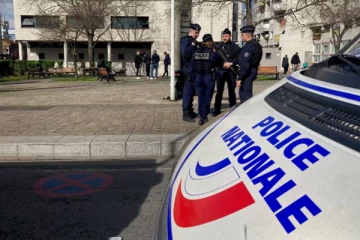 பிரான்சில் பொலிஸ் நிலையம் மீது தாக்குதல்... சிறுவர்கள் உட்பட ஒன்பது பேர் கைது