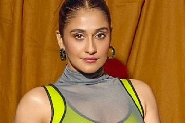 வேண்டாணு சொல்லியும் எடுக்க சொன்னாங்க, இண்டர்நெட்ல போட்டோ இருக்கு!! நடிகை ரெஜினா..