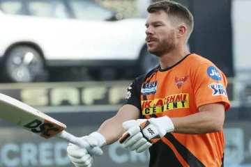 அடுத்த ஆண்டு ஐபிஎல் போட்டியில் வார்னர் விளையாடும் அணி இதுதானா? முன்னாள் வீரர் கணிப்பு!