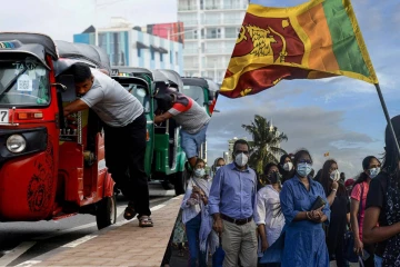 எரிபொருளைத் தொடர்ந்து மின்சாரண மற்றும் எரிவாயு கட்டணங்கள் உயரும் அபாயம் : இலங்கையர்களை நெருக்கும் சுமை