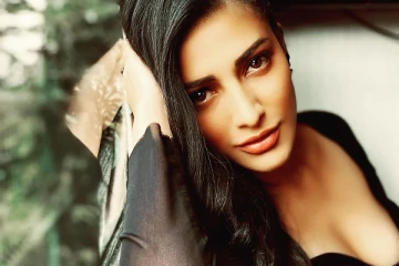 ஹாலிவுட் படத்தில் நடிக்கும் ஸ்ருதிஹாசன்! ஹீரோ யார் தெரியுமா?