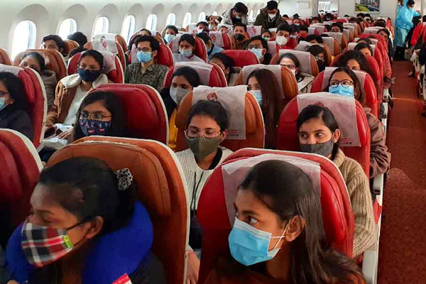 உக்ரைனில் இருந்து 17,000 ஆயிரம் இந்தியர்கள் மீட்பு - ஒன்றிய அரசு தகவல் - தமிழ்நாடு