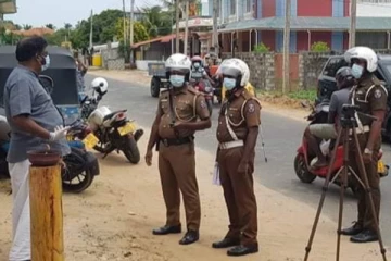 பொலிஸார் இராணுவத்தின் தடையையும் மீறி சிவாஜிலிங்கத்தால் செஞ்சோலை படுகொலையின் நினைவேந்தல்!
