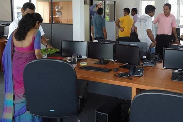 அதிகரிக்கப்படுமா  அரச - தனியார் துறை ஊழியர்களின் சம்பளம்?