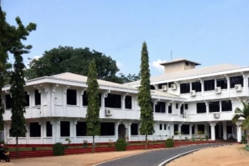 கிழக்கு பல்கலையில் பலருக்கு கொரோனா - முற்றாக முடங்கியது நிர்வாக கட்டடத் தொகுதி