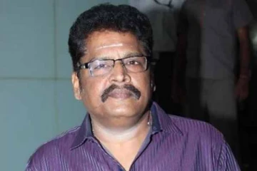 வெற்றிப்படங்களை இயக்கிய கே.எஸ்.ரவிக்குமார் மகள்களின் அழகிய புகைப்படம்- இந்த தொழில்கள் செய்கிறார்களா?