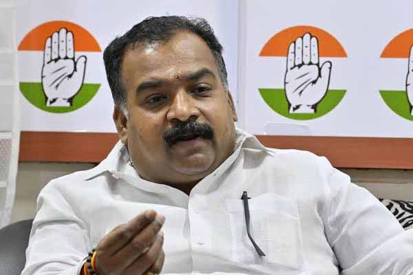 அச்சமில்லை அச்சமில்லை.. பாரதியார் வரிகளை பதிவிட்ட காங்கிரஸ் எம்பி | Manickam Thakoor Tweeted Bharathiyar Lines