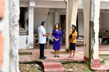 மட்டக்களப்பு விஜயத்தில் மன உளைச்சலை வெளியிட்ட ஜுலி சங் (Photos)