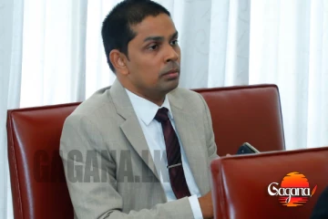 ඉන්නවකෝ මම ජිනිවා එකට කියනවා, දින අටක් කට වැහුවා කියලා අර්ච්චුනා ජිනීවා යයි