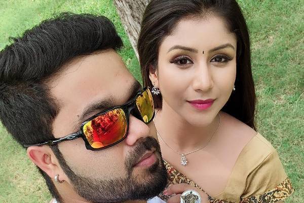 2 குழந்தைகளுக்கு அம்மாவா! கொள்ளை அழகில் கிறங்கடிக்கும் ஆல்யா மானசா | Alya Manasa New Red Saree Video Goes Viral 2 குழந்தைகளுக்கு அம்மாவா! கொள்ளை அழகில் கிறங்கடிக்கும் ஆல்யா மானசா | Alya Manasa New Red Saree Video Goes Viral