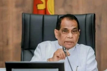 பதவி விலகல் கடிதத்தை கையளித்தார் தென் மாகாண ஆளுநர்