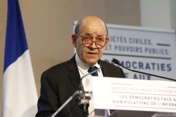 உக்ரைன் உயிரிழப்புக்களை கேலியாக்கி ரஷ்ய தூதரகம் வெளியிட்ட ட்வீட்: ரஷ்ய தூதருக்கு பிரான்ஸ் சம்மன்