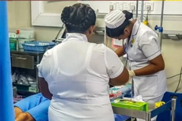 நாடு முழுவதும் வேகமாக பரவும் நோய்தொற்று- 15 பேர் மரணம்