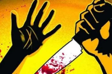 வயதான முதியவரை மர்ம கும்பல் சுற்றி வளைத்து கத்தியால் குத்தி கொடூர கொலை!