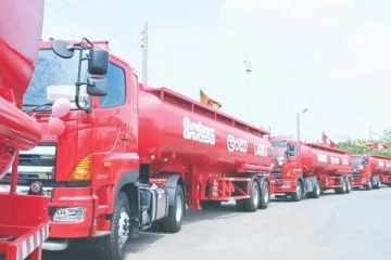 ඩීසල් සම්බන්ධයෙන් අලුත්ම ආරංචියක්..වැඩේ වෙන්නෙ මෙහෙමලු.