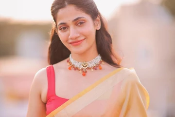 பிக்பாஸ் லாஸ்லியா ஹீரோயினாக நடிக்கும் படம்.. ஹீரோ யார் பாருங்க