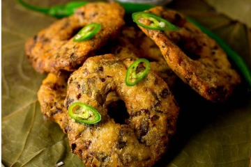 டீக்கடை ஸ்டைலில் மொறு மொறு கீரை வடை ! கஷ்டப்படாமல் செய்யலாம்.... எப்படி தெரியுமா?