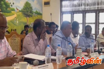 வவுனியாவில் பூட்டப்பட்ட நிலையில் அரசாங்கத்தால் வழங்கப்பட்ட வீடுகள்! எழுந்துள்ள குற்றச்சாட்டு