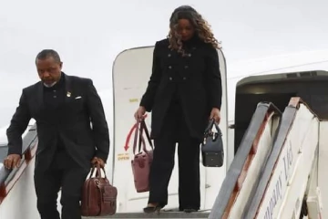 விமான விபத்தில் மலாவி நாட்டின் துணை ஜனாதிபதி மற்றும் மனைவி உயிரிழ்ப்பு!