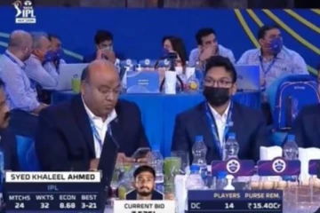 ஐபி எல் ஏலத்தில்  குளறுபடி :  வீரரை மாற்றி விற்ற வீடியோ வெளியானதால் பரபரப்பு