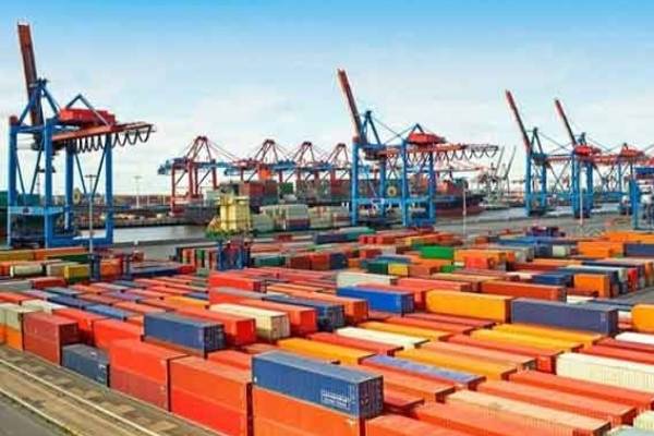 கொழும்பு துறைமுகத்தில் கொள்கலன்கள் விடுவிக்கப்பட்ட விவகாரம்! எடுக்கப்பட்டுள்ள தீர்மானம் | Containers Being Released At The Port Of Colombo