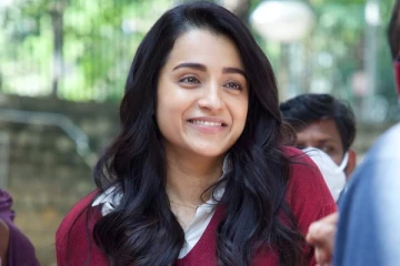 உங்களுக்கு வயசே ஆகாத திரிஷா, லேட்டஸ்ட் போட்டோவை பார்த்து ஷாக் ஆன ரசிகர்கள்