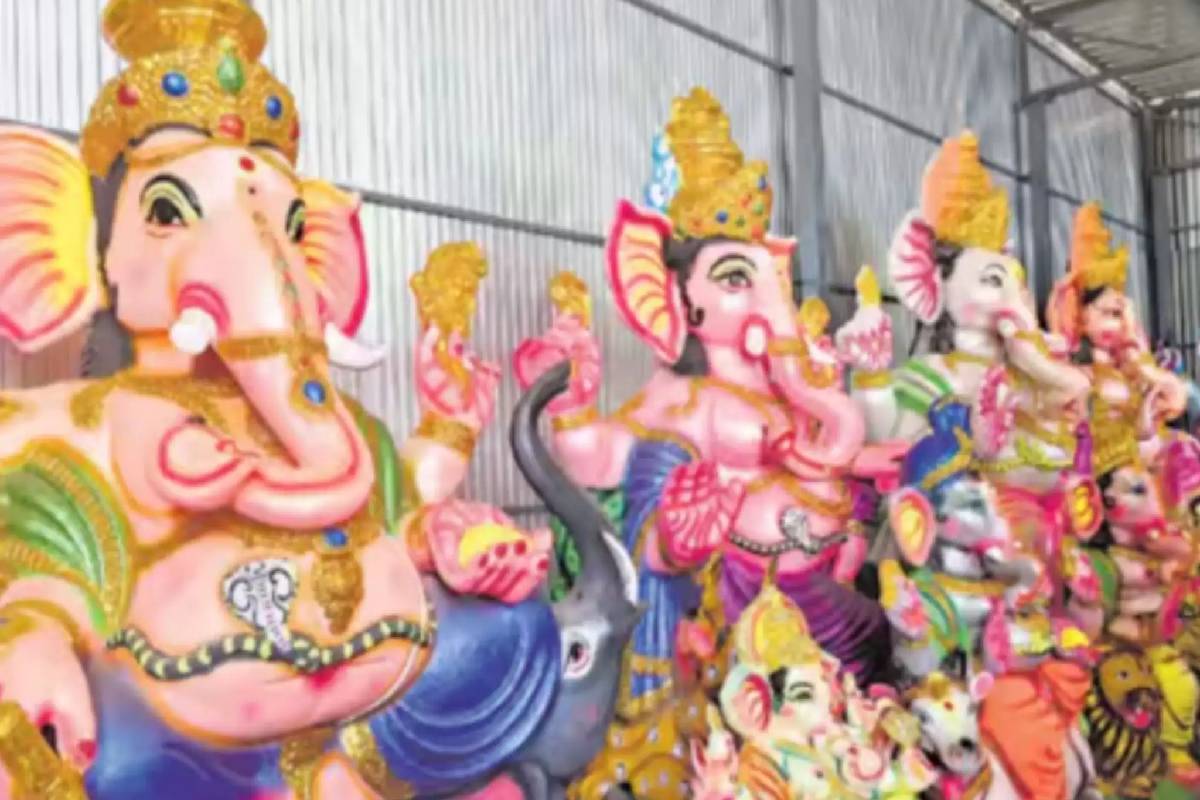 விநாயகர் சதுர்த்திக்கு முதலமைச்சர் விஜய் வாழ்த்து : சென்னையில் 1,562 சிலைகளுக்கு அனுமதி | Cm Vijay Greetings On Vinayagar Chaturthi விநாயகர் சதுர்த்திக்கு முதலமைச்சர் விஜய் வாழ்த்து : சென்னையில் 1,562 சிலைகளுக்கு அனுமதி | Cm Vijay Greetings On Vinayagar Chaturthi
