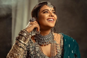 அப்பா வயது நடிகருக்கு மனைவியாகும் ஐஸ்வர்யா ராஜேஷ்? தீயாய் பரவும் தகவல்!