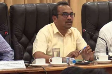 அரசியல் இலாபத்திற்காக வடக்கில் காணிகள் விடுவிப்பதில்லை