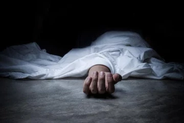 நெற்றியில் பொட்டு வைத்து சென்ற மாணவியை அடித்த ஆசிரியர் - மாணவி தற்கொலை..!