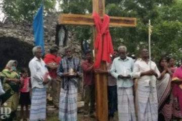 கொரோனாவால் உயிரிழப்பவர்களை இரணைதீவில் புதைக்கும் தீர்மானம்- முன்னெடுக்கப்படவுள்ள போராட்டம்!