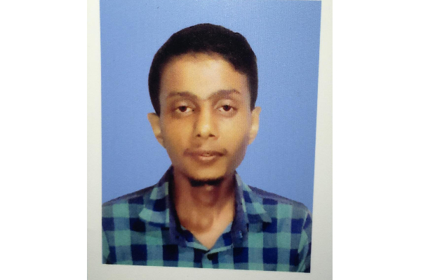கொழும்பில் இளைஞரொருவர் மாயம்: பொலிஸில் முறைப்பாடு (Photos) | Muslim Youth Magic In Colombo Complaint Police