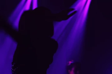 குத்தாட்டம் போட ஒரு கோடி சம்பளம் கேட்ட பிரபல நடிகை..தெறித்து ஓடிய தயாரிப்பாளர்..!