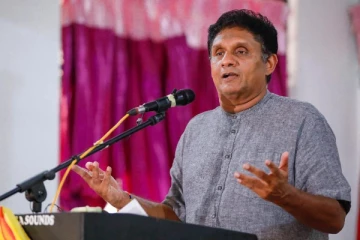 வாயாடல்களால் நாட்டைக் கட்டியெழுப்ப முடியாது! சஜித் தெரிவிப்பு (Photos)