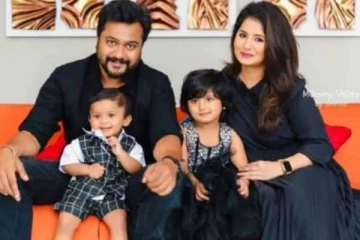 நடிகர் பாபி சிம்ஹா மகளா இது, கண்ணை உருட்டி.... செம கியூட் வீடியோ