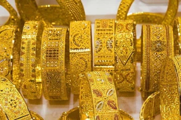 அதிரடியாக குறைந்த தங்கத்தின் விலை: தங்கம் வாங்குவதற்கு இது சரியான நேரமா? இதோ பதில்