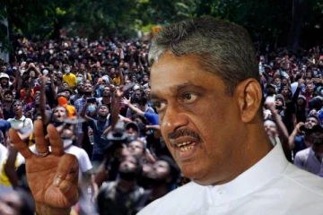 சாப்பாடு கேட்டு வீதியில் இறங்கும் மக்களை பயங்கரவாதிகள் என முத்திரை குத்துவது கோழைத்தனம்!