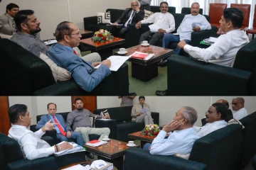 நேரத்தை வீணடிக்கும் அரசியல்வாதிகளின் தேனீர் சந்திப்பு !