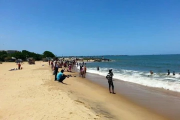 தென்னிலங்கையில் நேர்ந்த சோகம் ; கடற்கரையில் நீராடச் சென்ற இரு மாணவர்கள் மாயம்