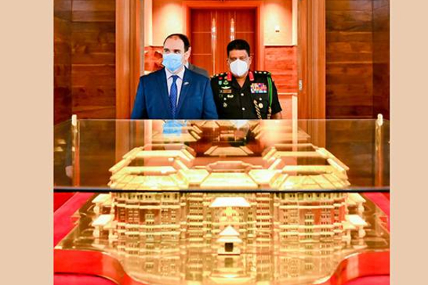 இராணுவத் தளபதியை சந்தித்த இலங்கைக்கான நியூசிலாந்து உயர்ஸ்தானிகர் | Nz High Commissioner Meet Sri Lanka Army Commander