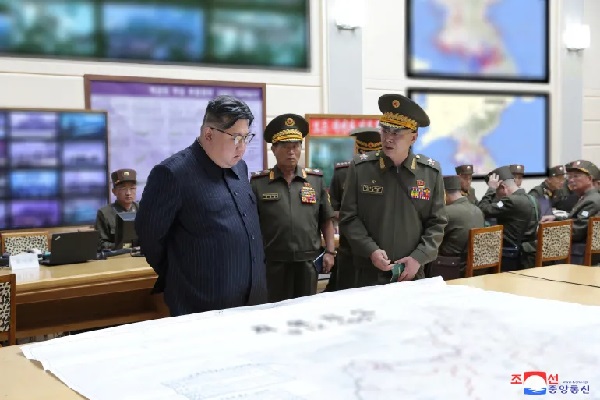 வடகொரியாவின் செயலால் அதிர்ச்சியில் தென்கொரியா | Missile Rehearsal Training North Korea